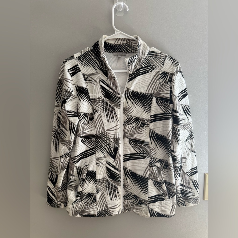 T By Talbots Mock Neck High Low Full Zip Activewear Jacket Womens SZ SP Floral